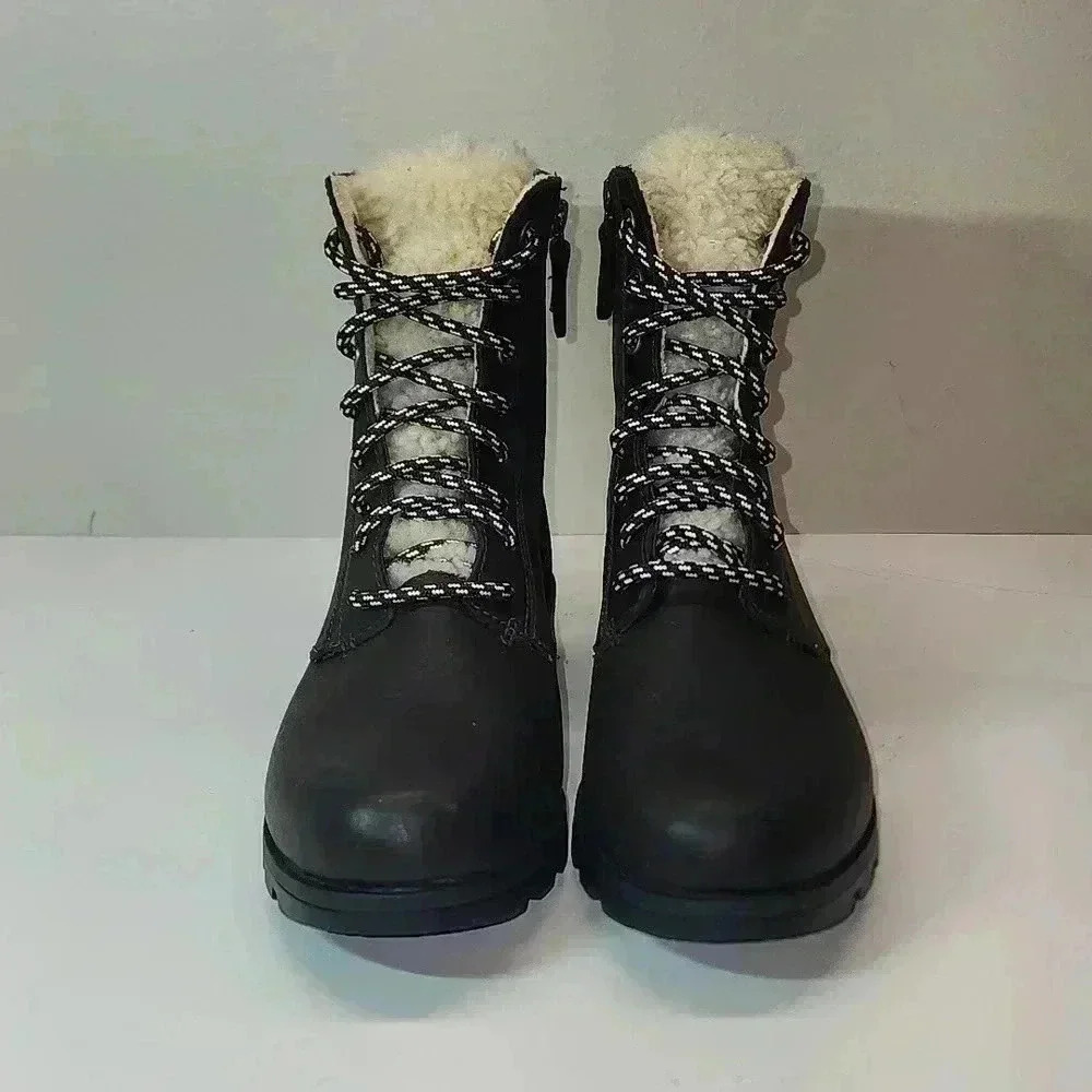 Sorel Emelie Short Lace Cozy Leather Boots